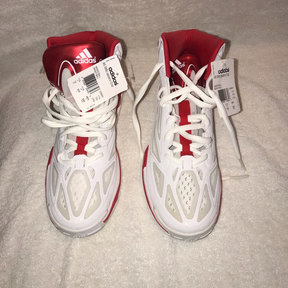 NEW Adidas SMU Adizero Crazy Light Basketball shoes (TWO RIGHT SHOES) 
Size 12